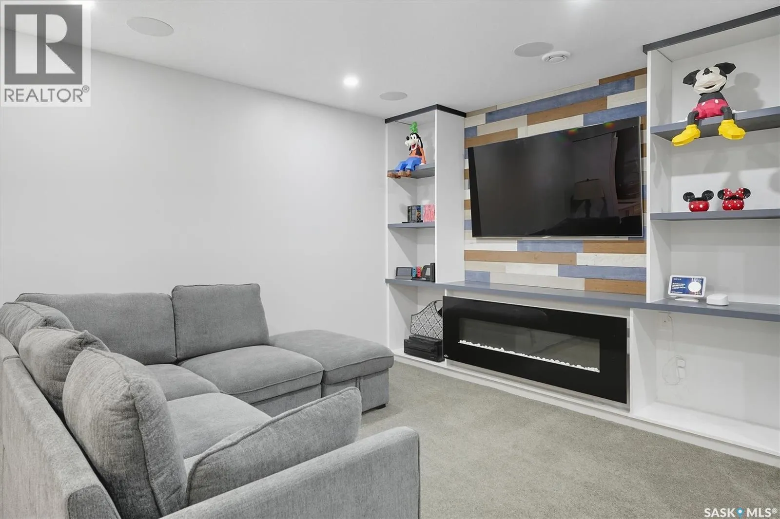 474 McFaull CRESCENT