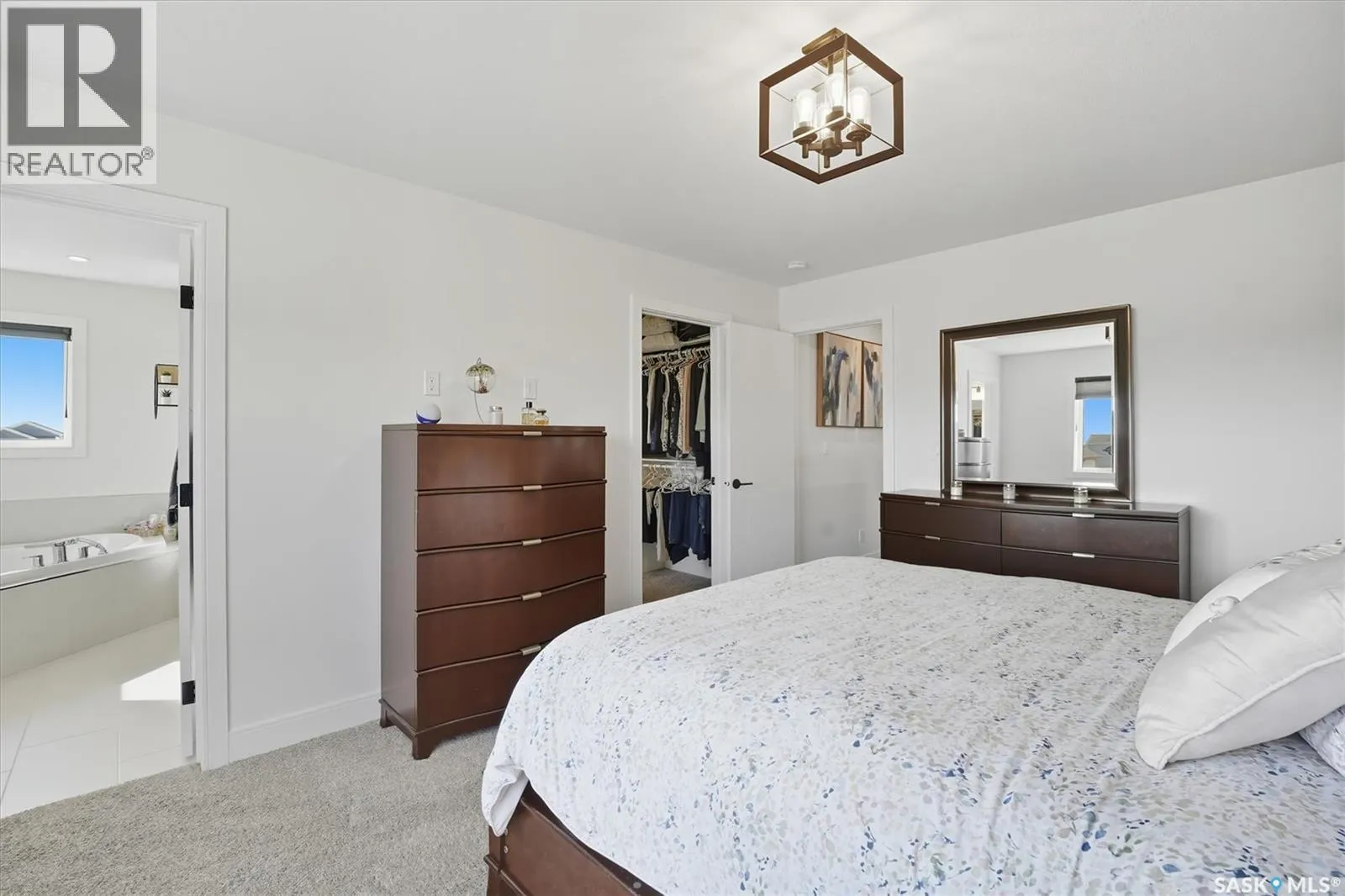 474 McFaull CRESCENT