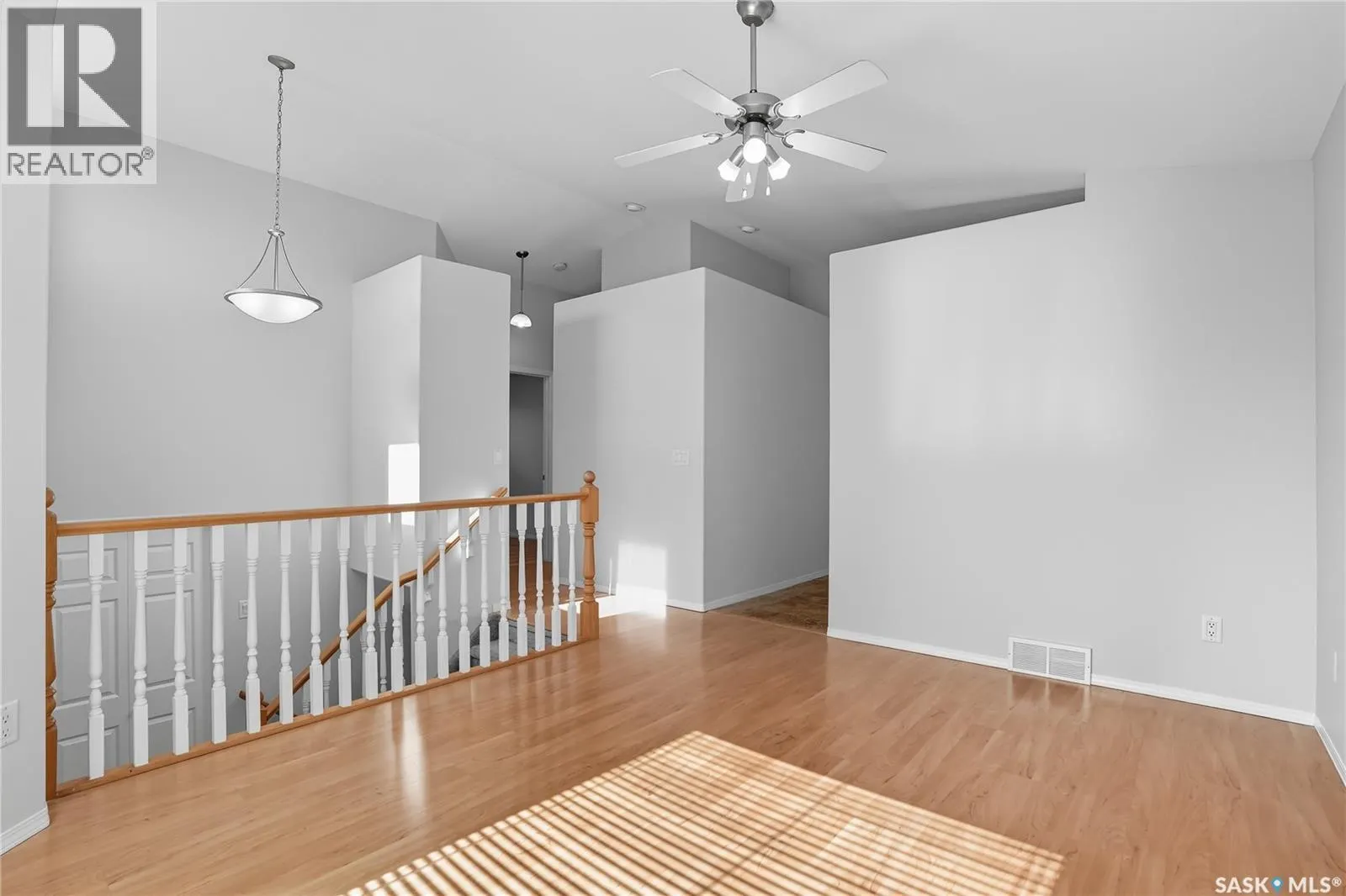 207 Buckwold COVE