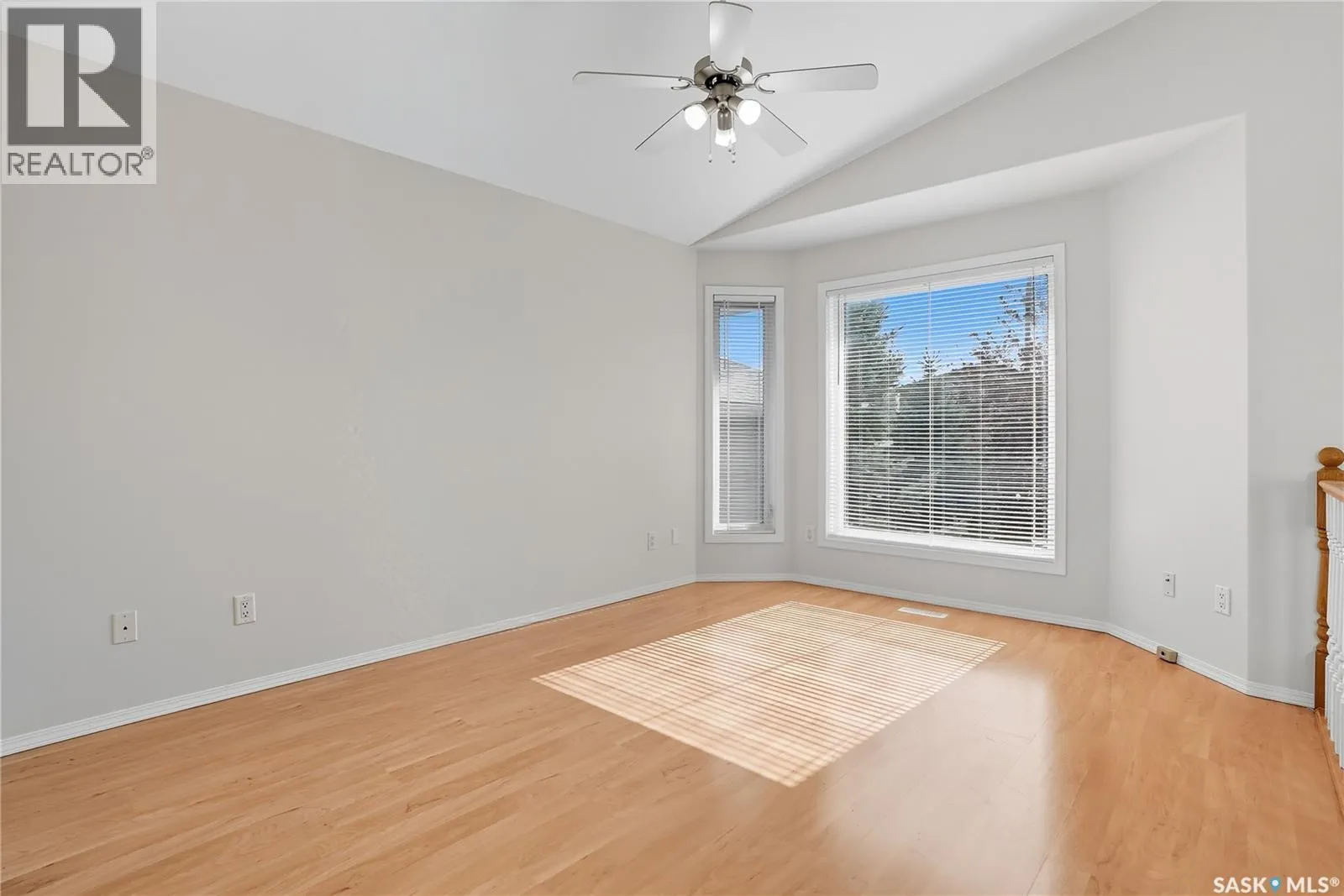 207 Buckwold COVE
