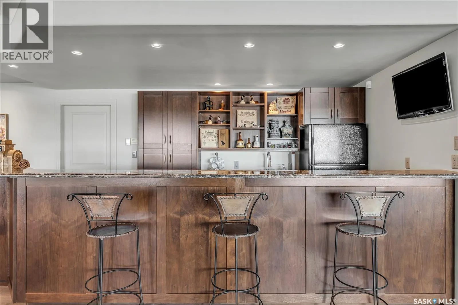 48 Cathedral Bluffs ROAD