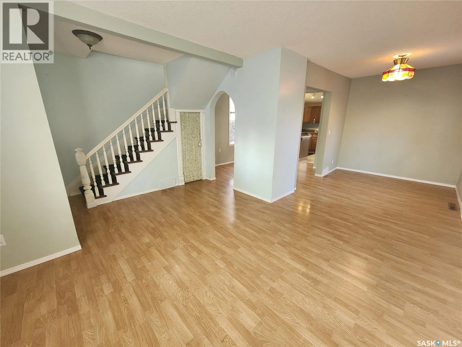 1233 2nd STREET