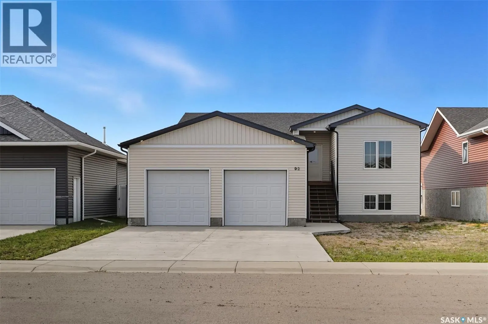 92 Diefenbaker AVENUE