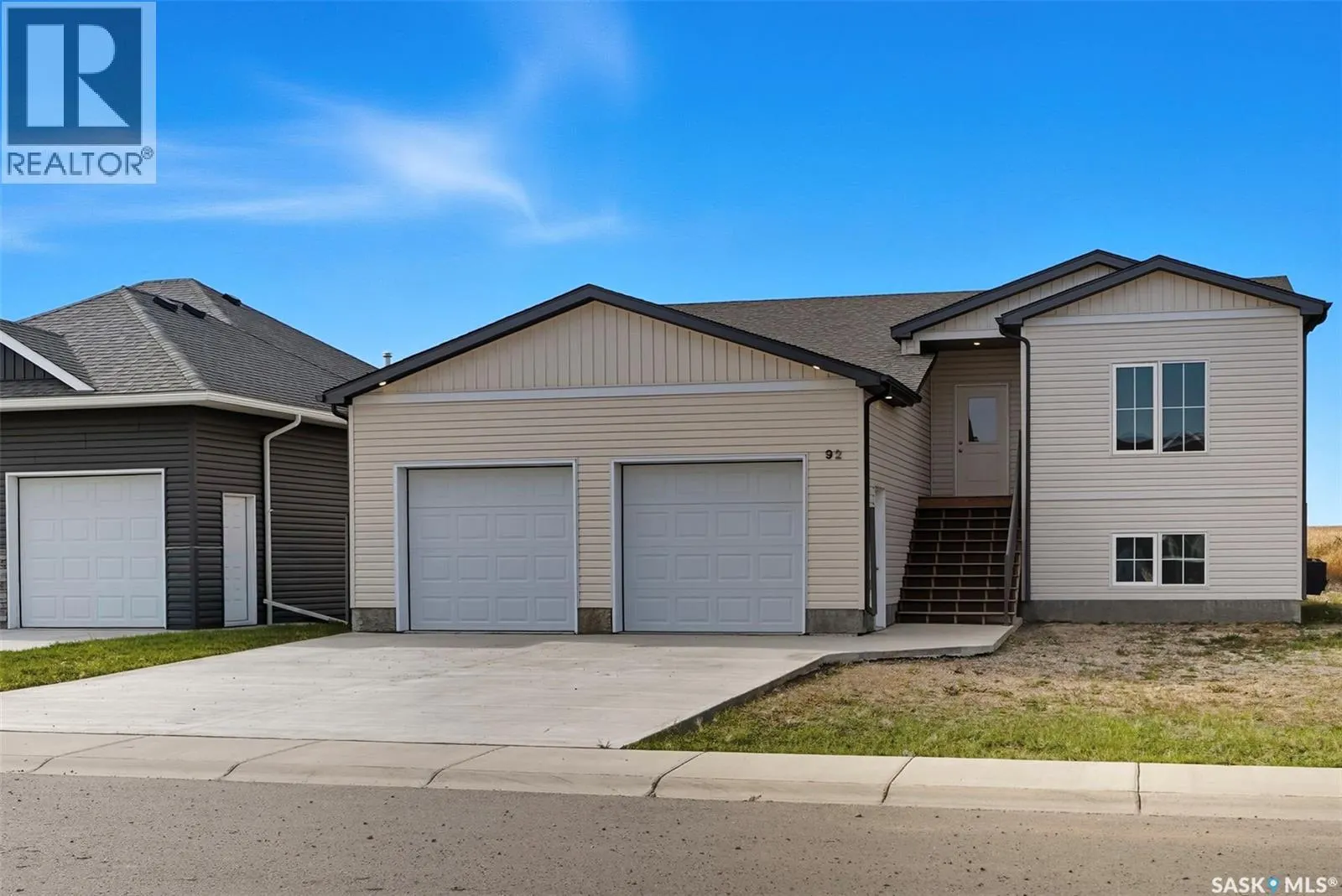 92 Diefenbaker AVENUE