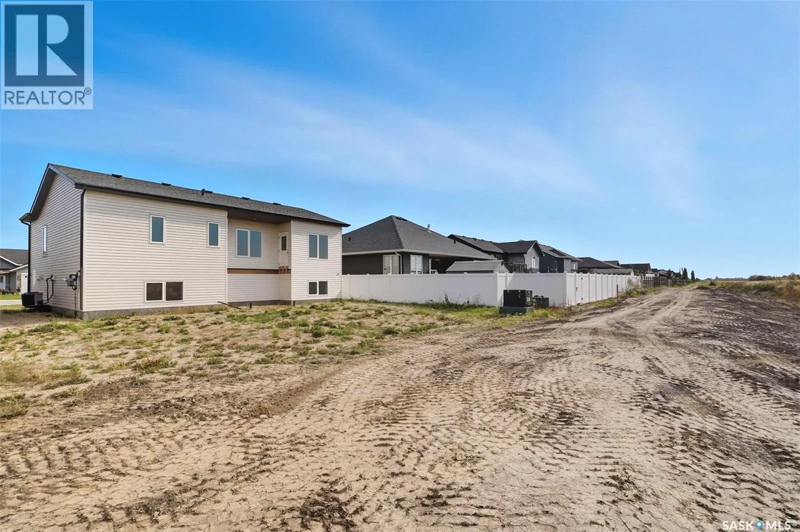 92 Diefenbaker AVENUE