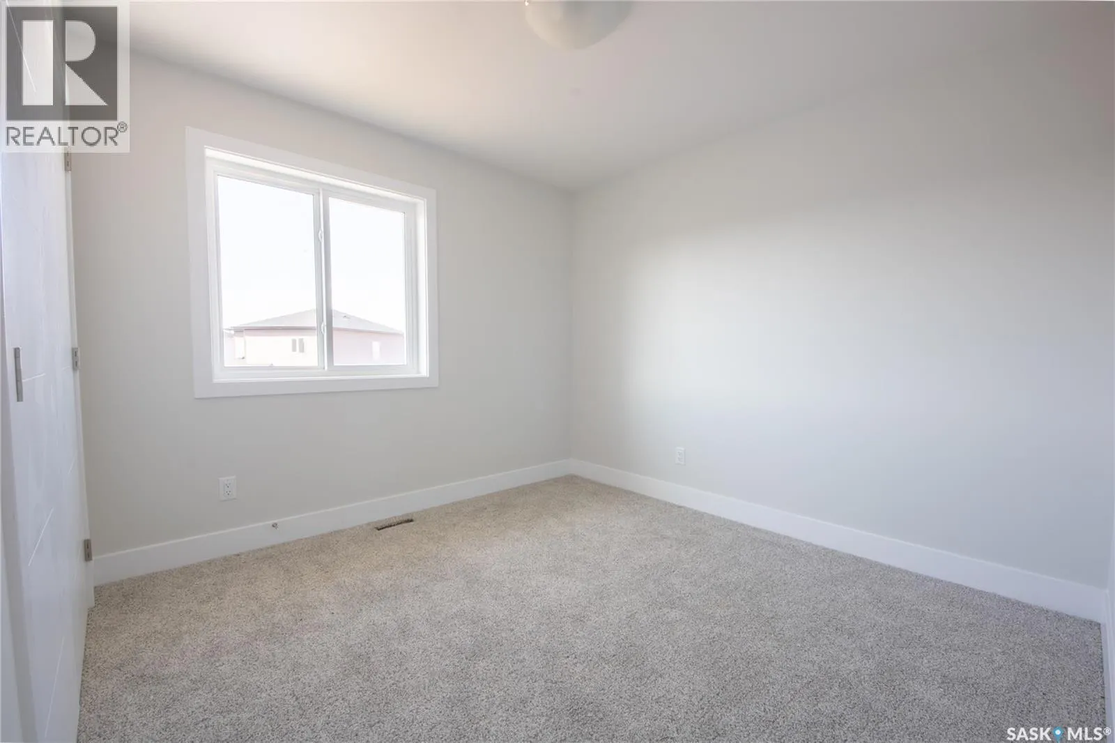 111 Stromberg CRESCENT