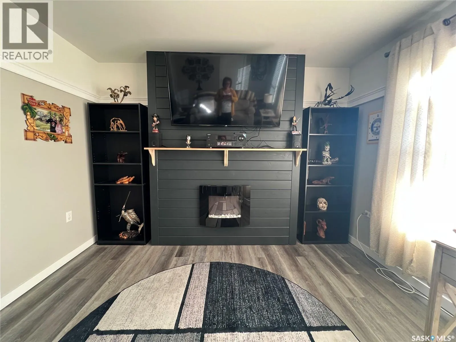 401 Short STREET