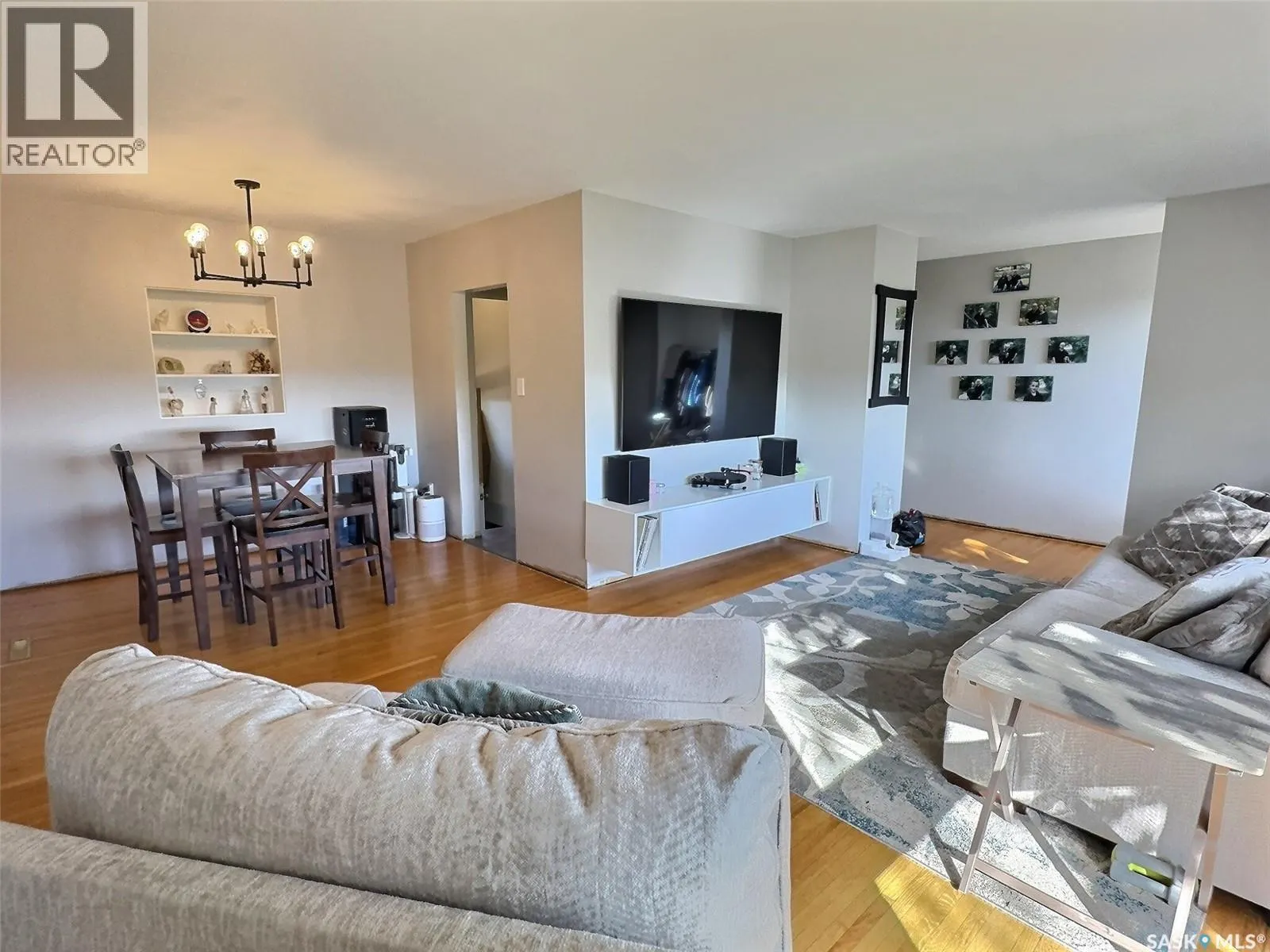 1727 First STREET
