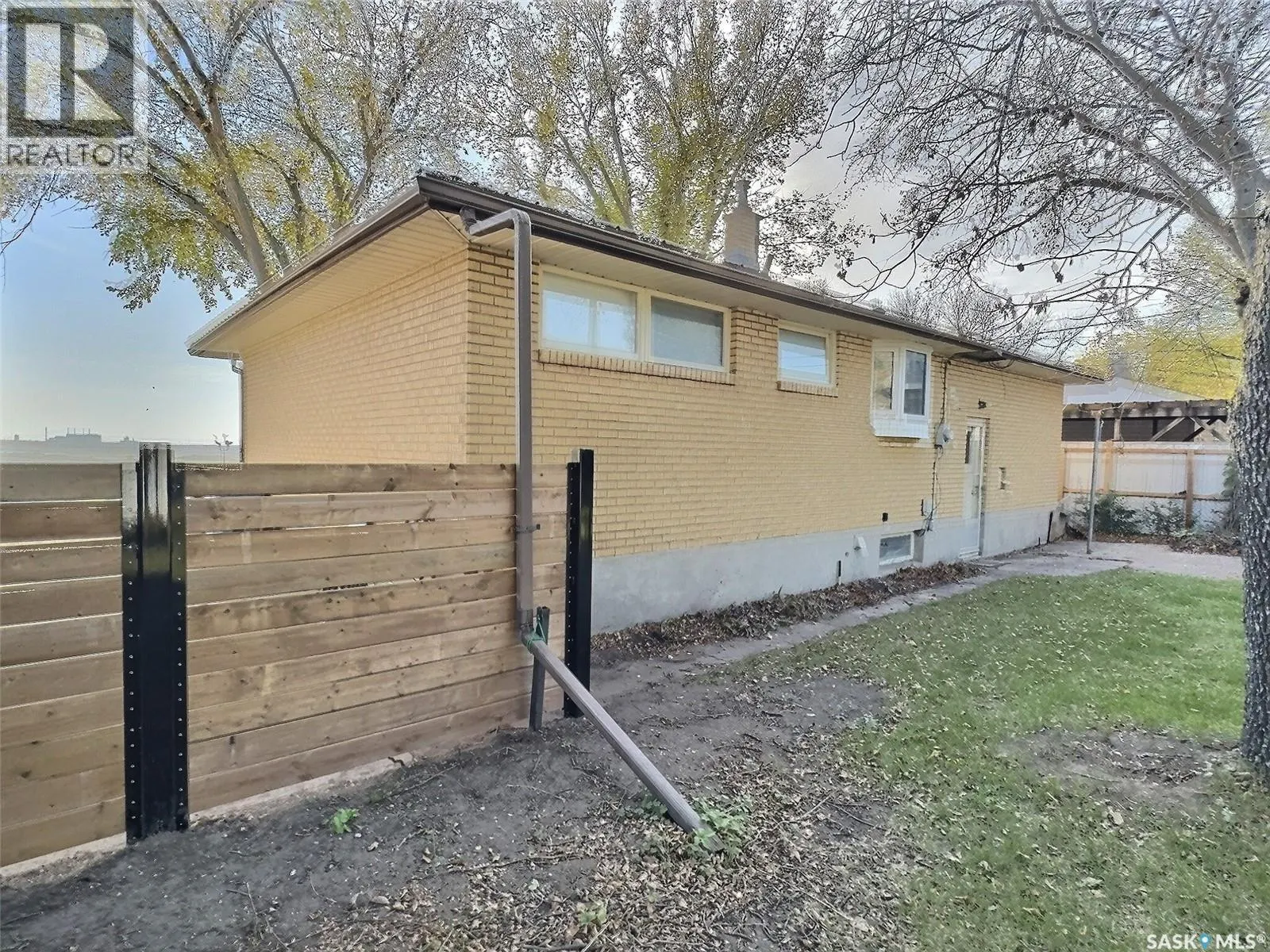 1727 First STREET