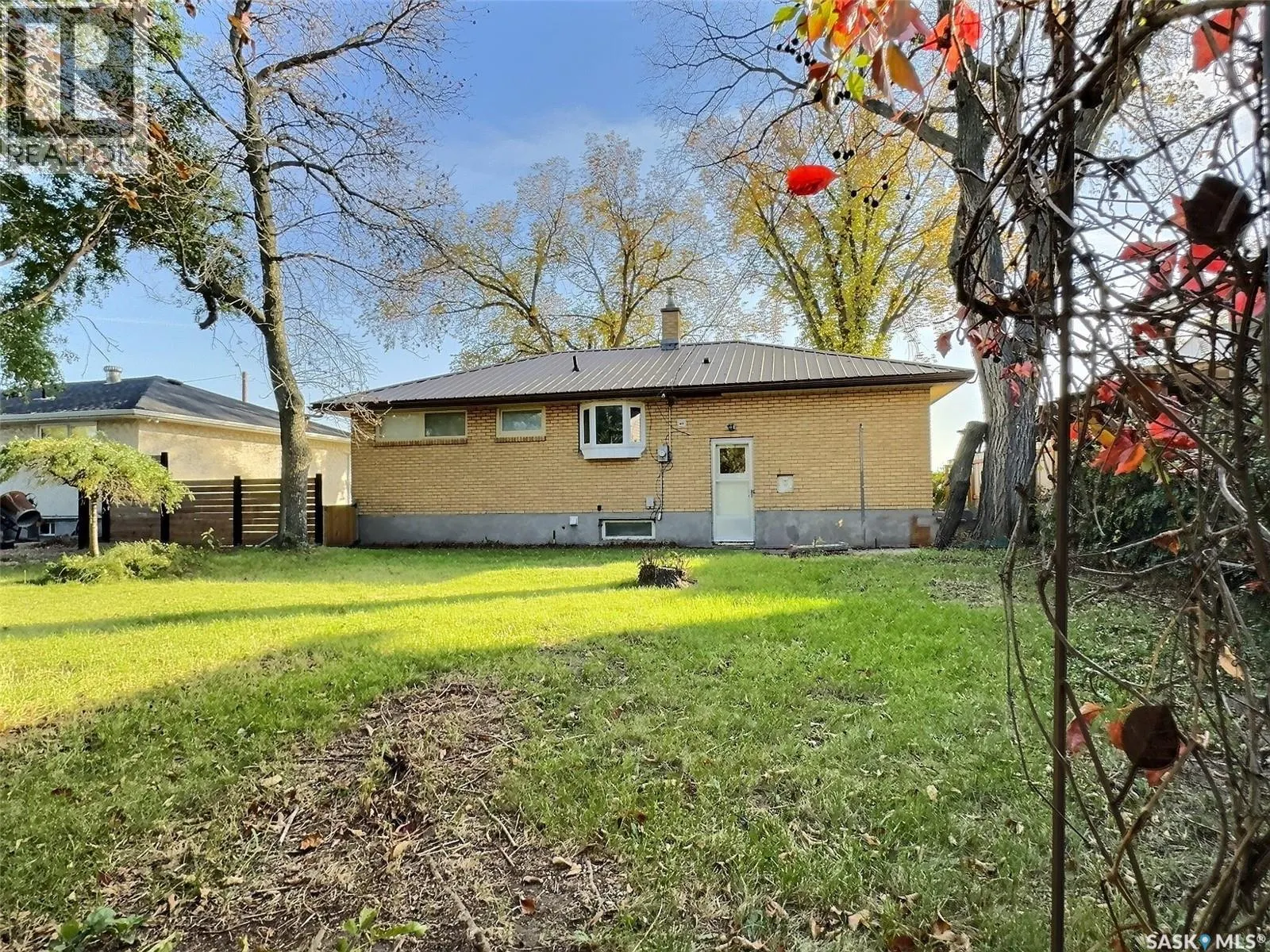 1727 First STREET
