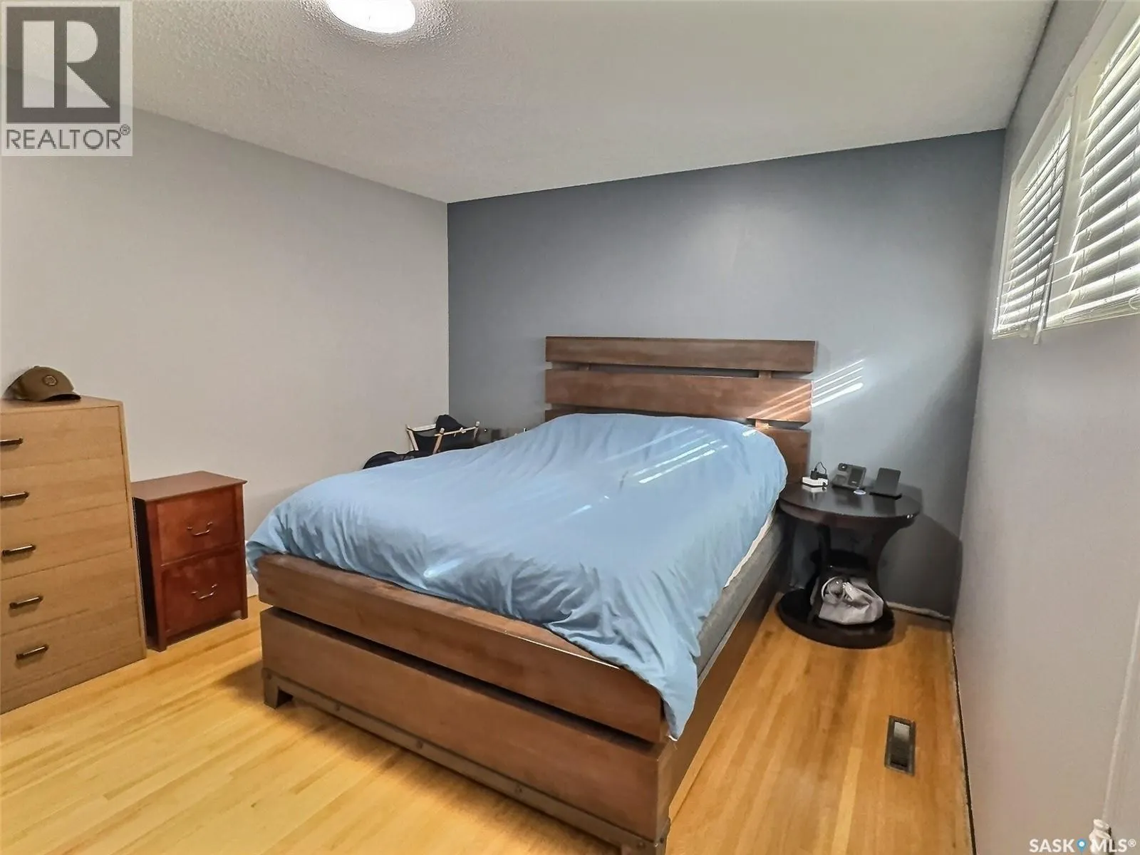 1727 First STREET