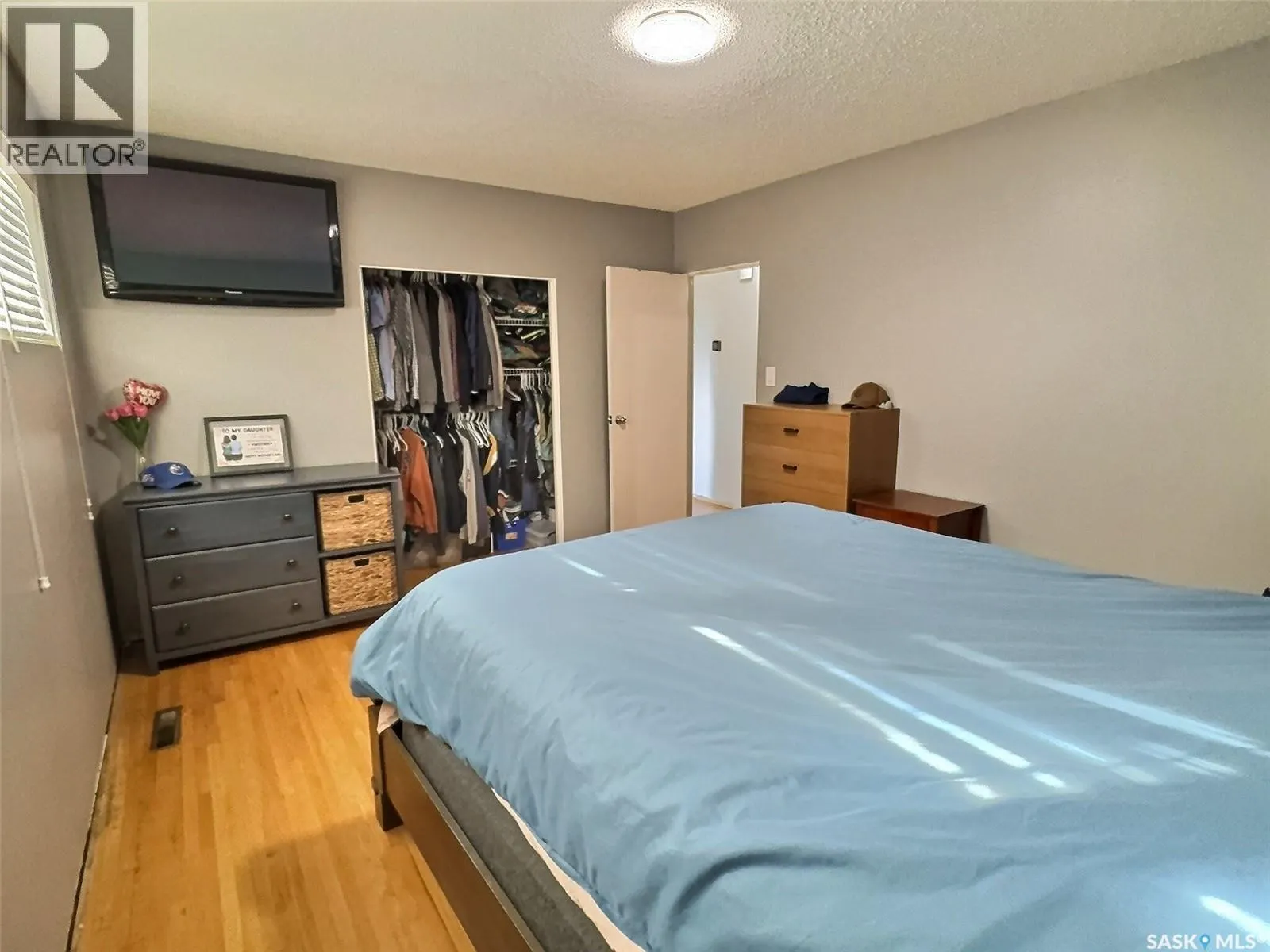 1727 First STREET