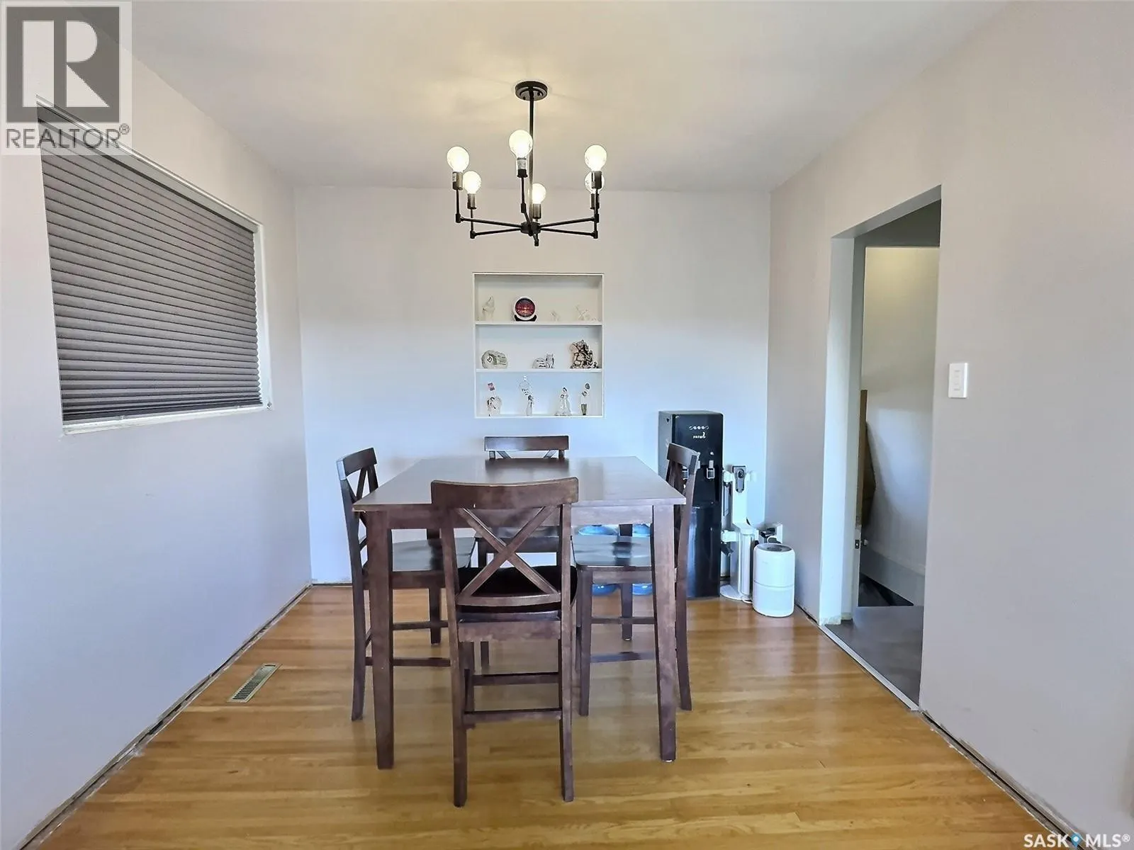1727 First STREET