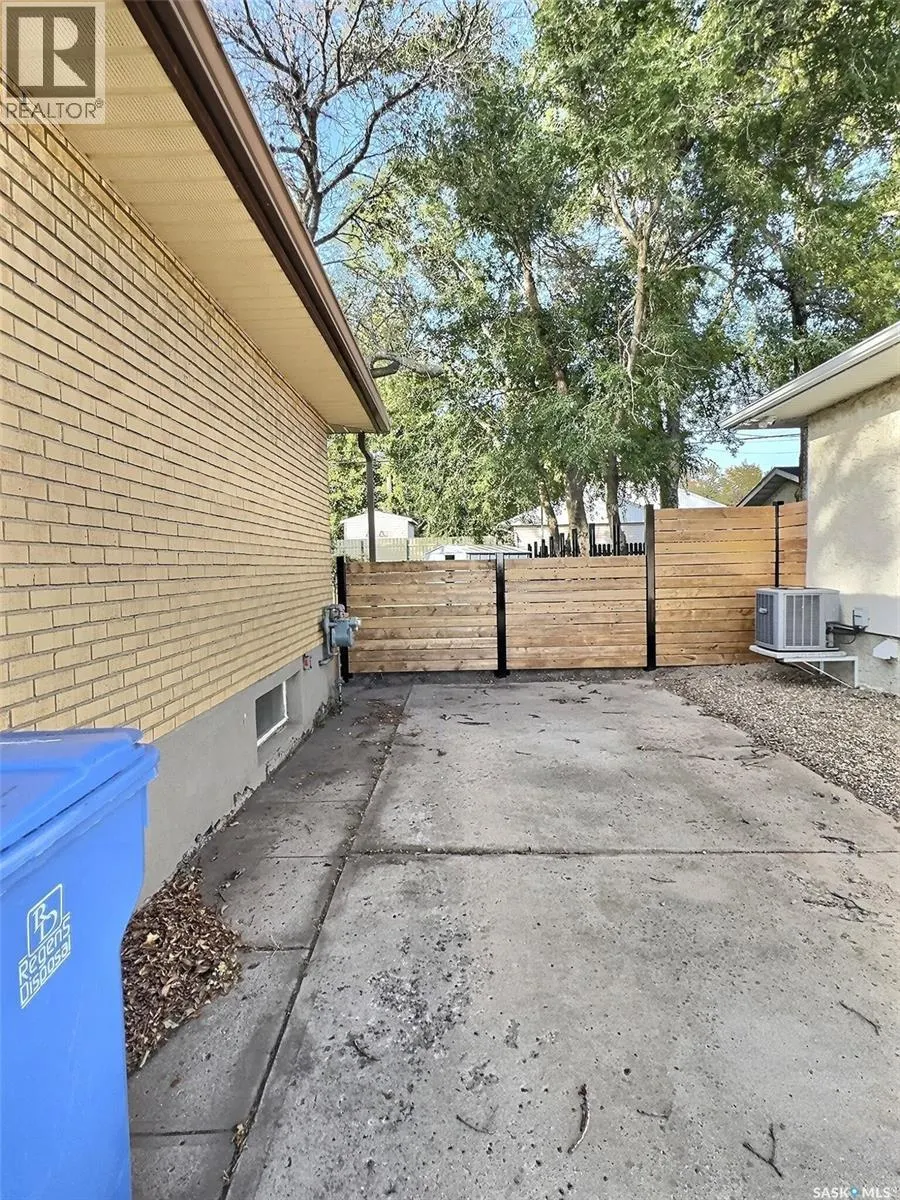 1727 First STREET