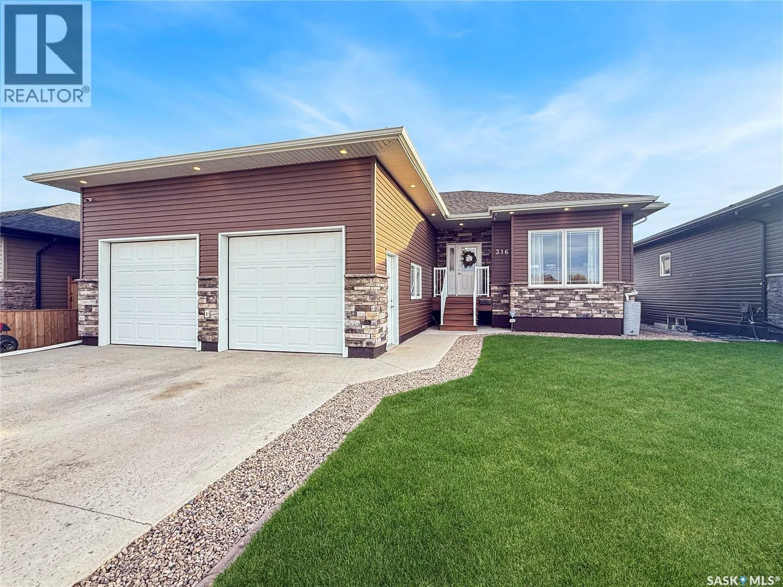 316 Valley Pointe WAY
