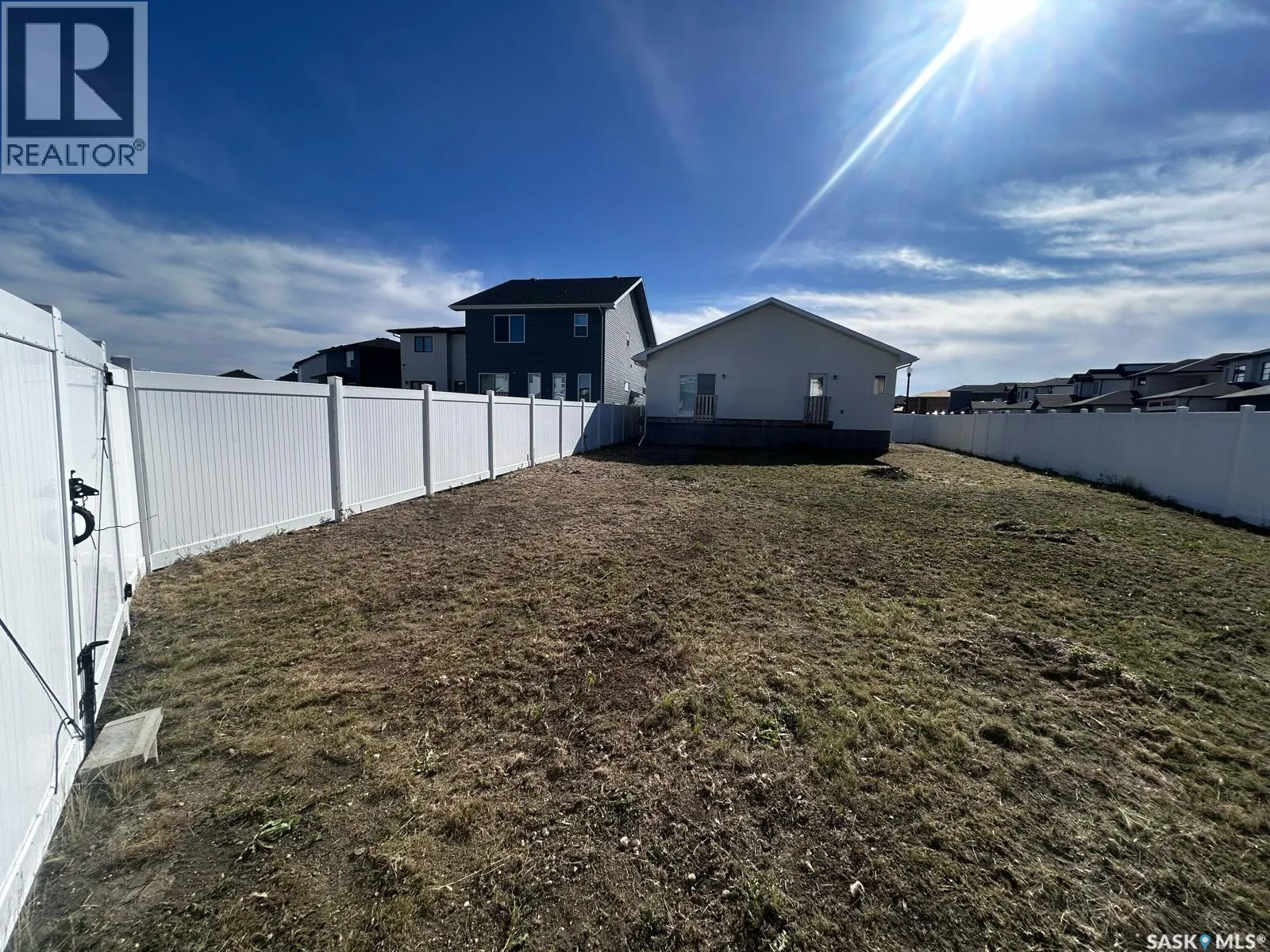 5400 E Boyer BAY