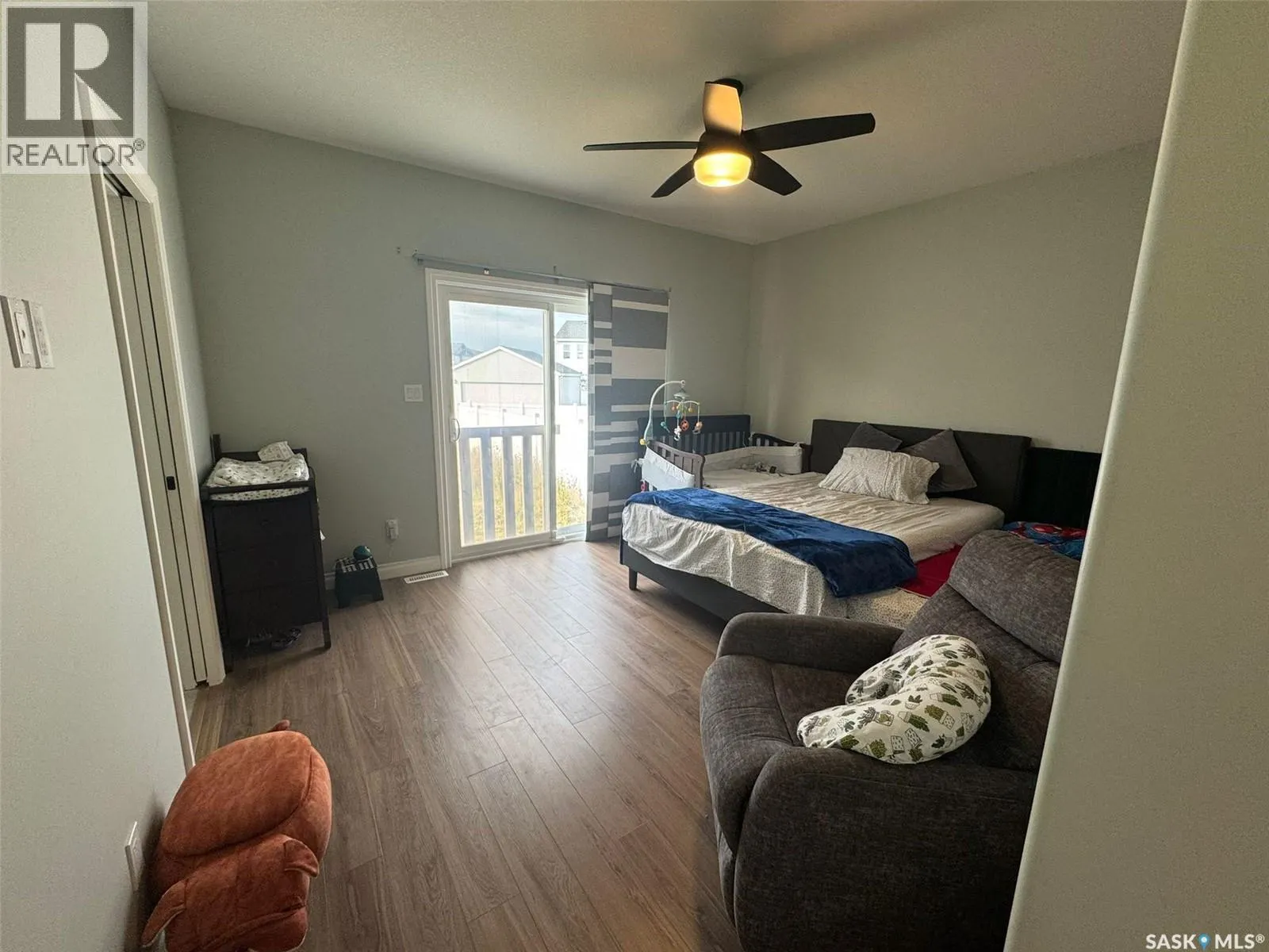 5400 E Boyer BAY