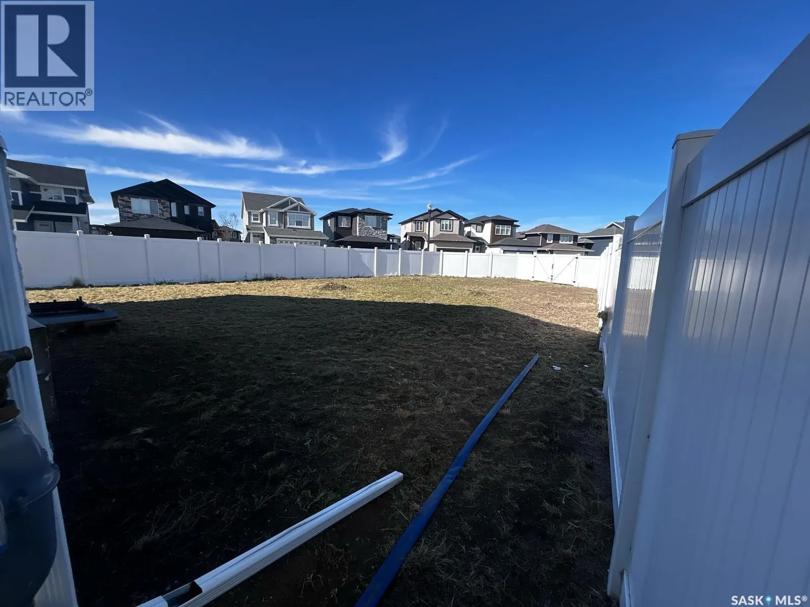 5400 E Boyer BAY