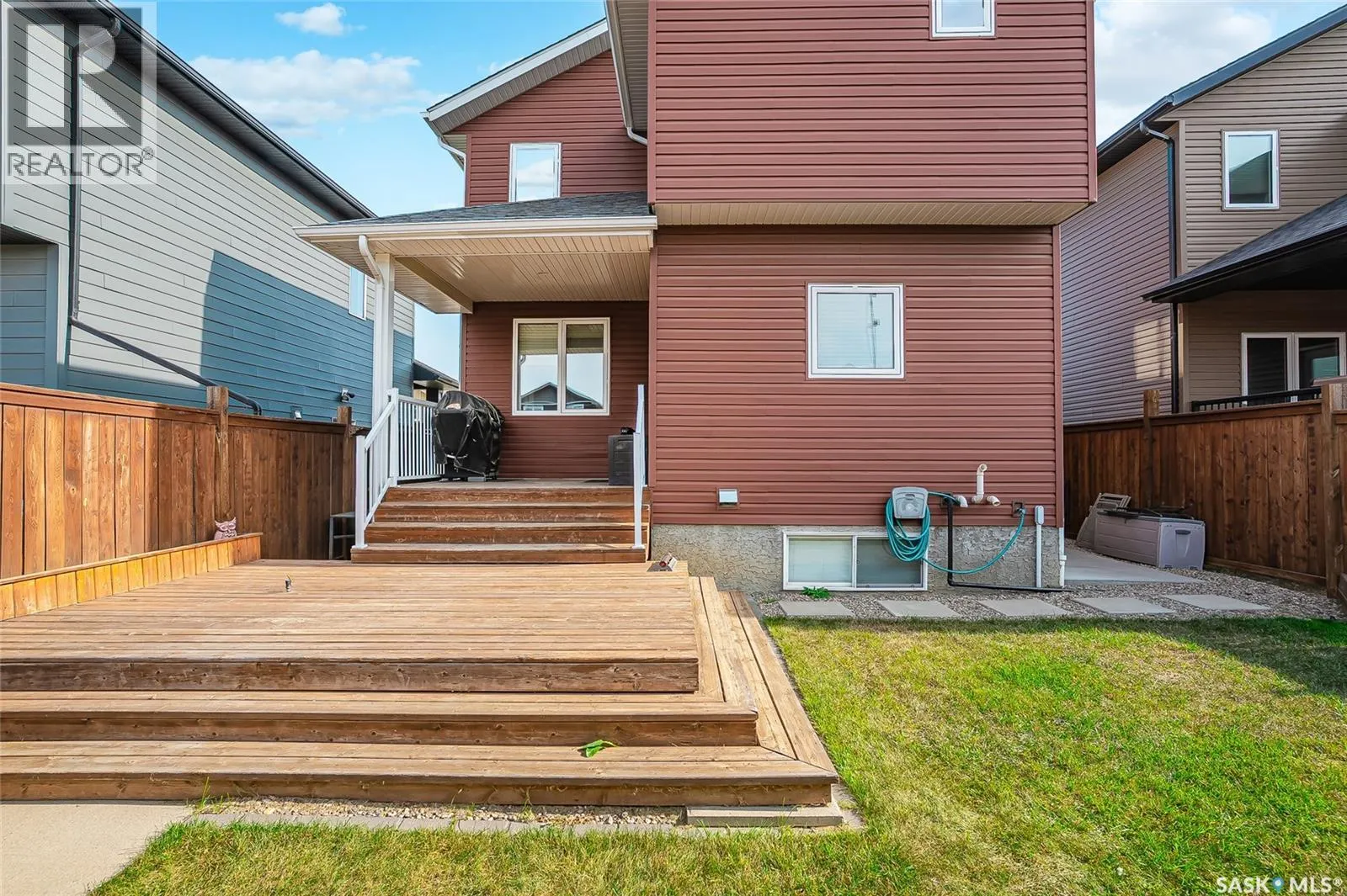 407 Golden Willow WAY
