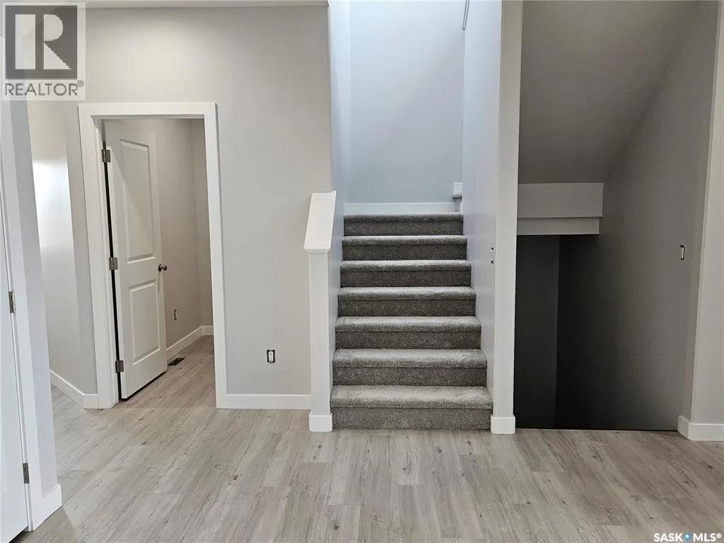 846 Delaet BAY