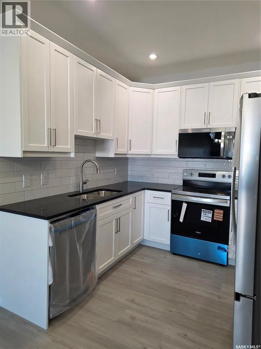 846 Delaet BAY