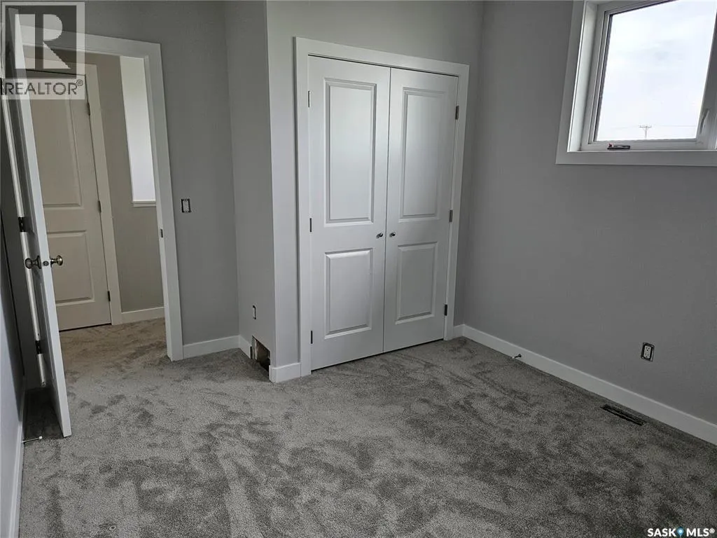 846 Delaet BAY