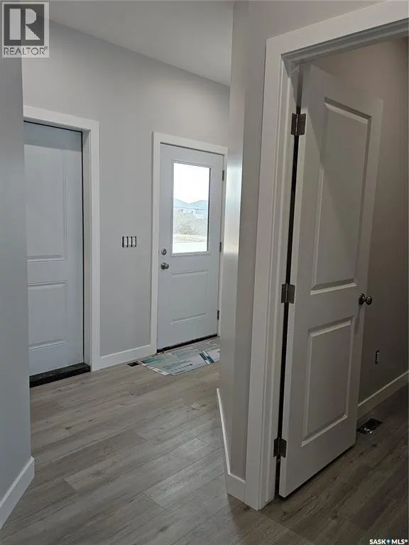 846 Delaet BAY