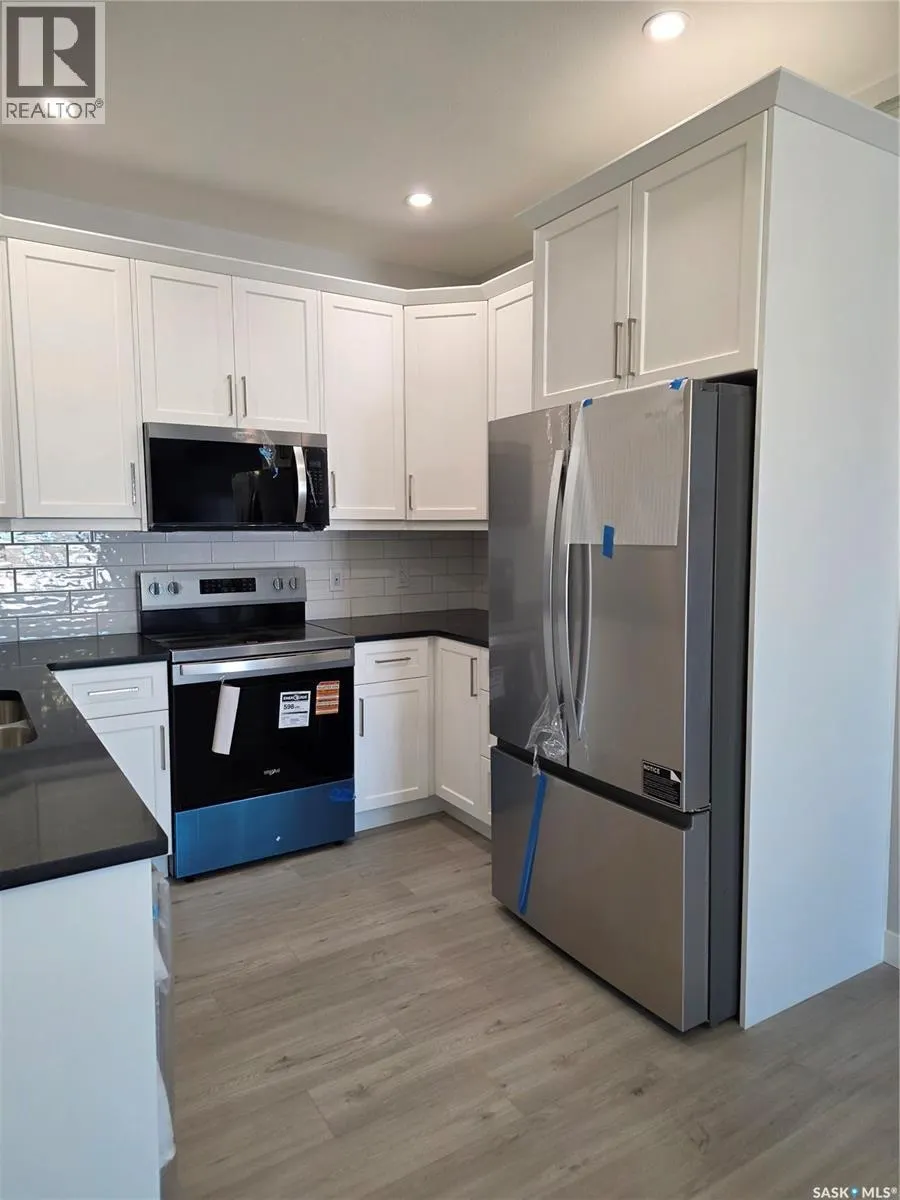 846 Delaet BAY