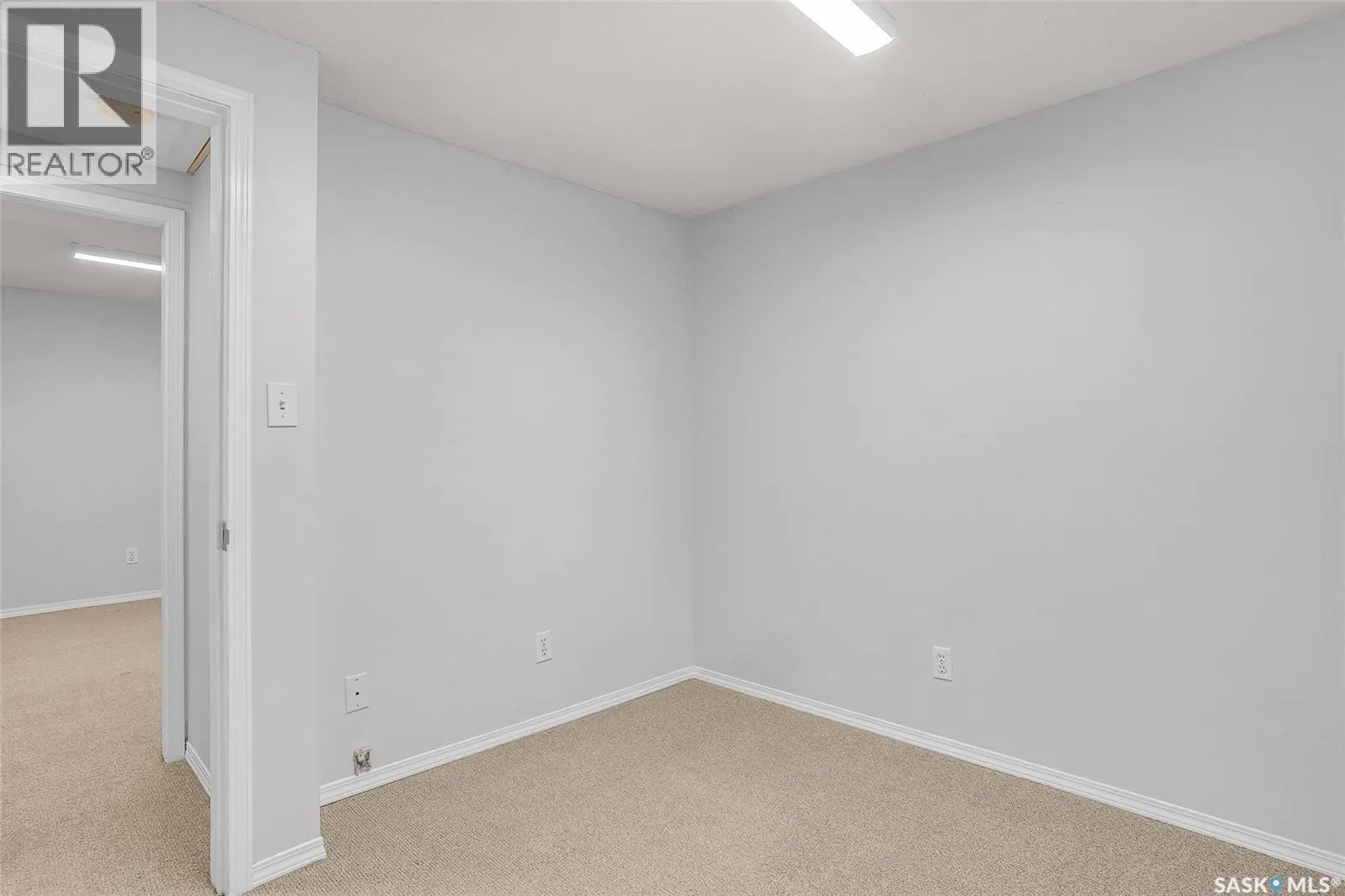 2703 Jarvis DRIVE