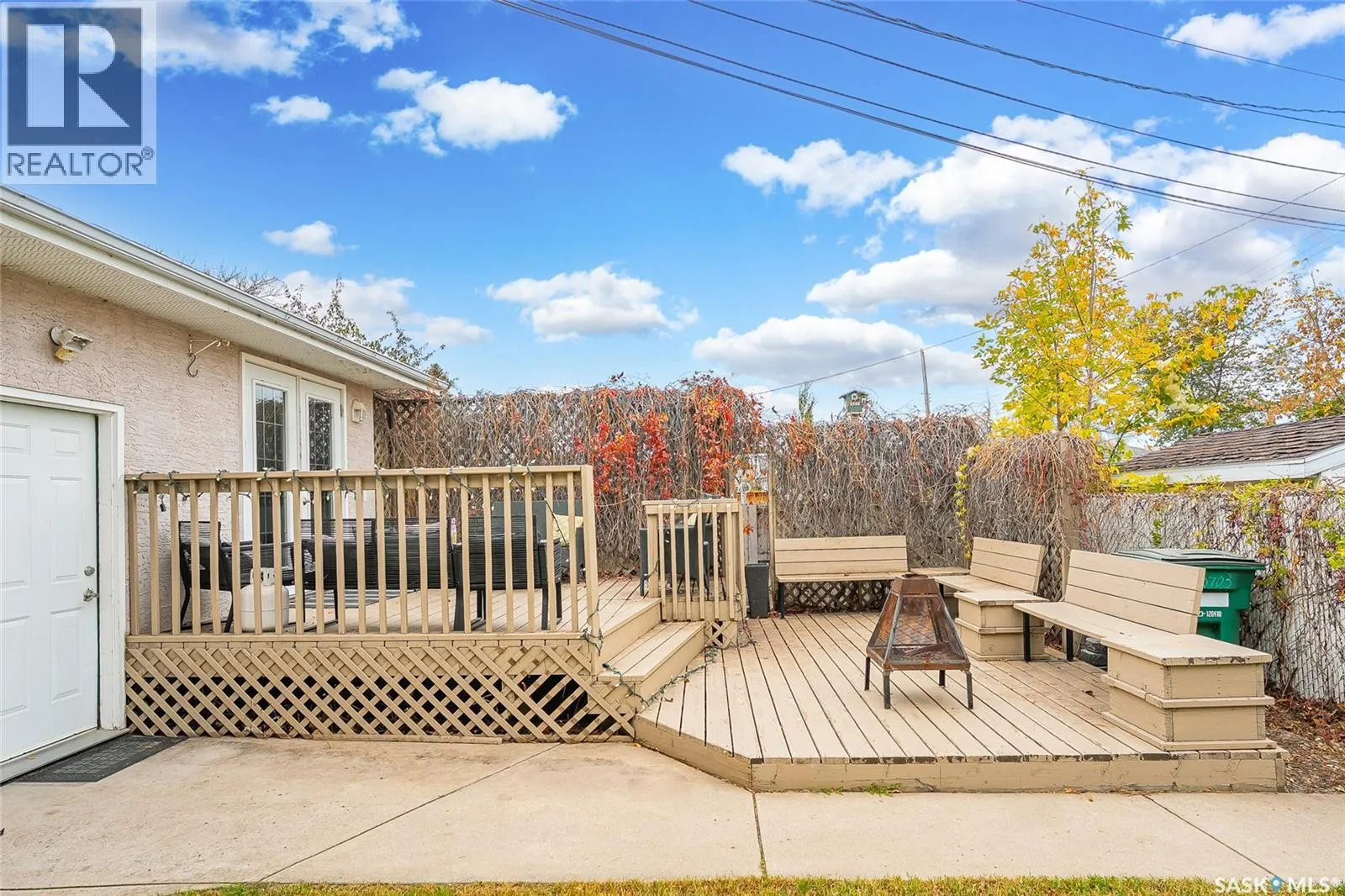 2703 Jarvis DRIVE