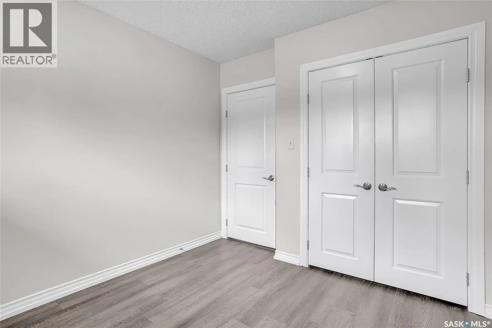 2703 Jarvis DRIVE