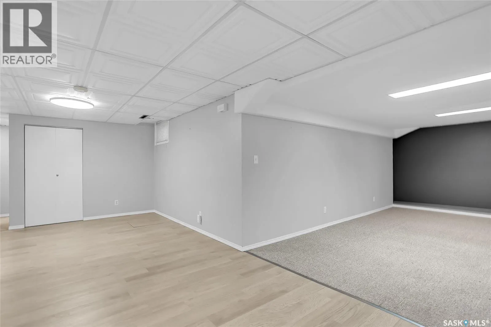 2703 Jarvis DRIVE