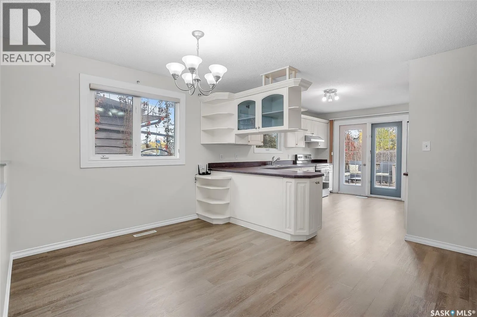 2703 Jarvis DRIVE
