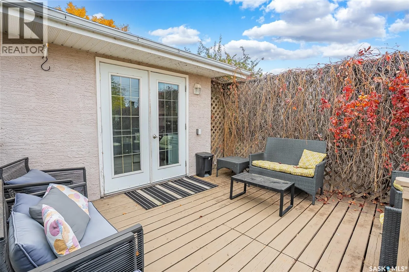 2703 Jarvis DRIVE