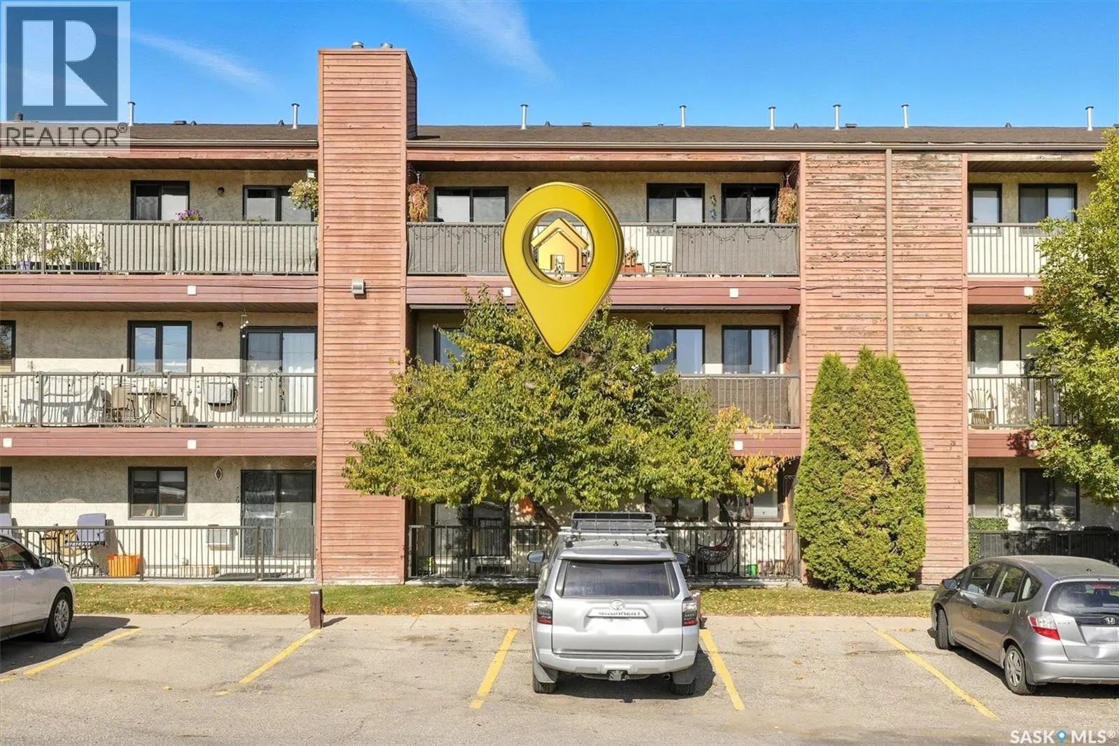 208 3302 33rd STREET W