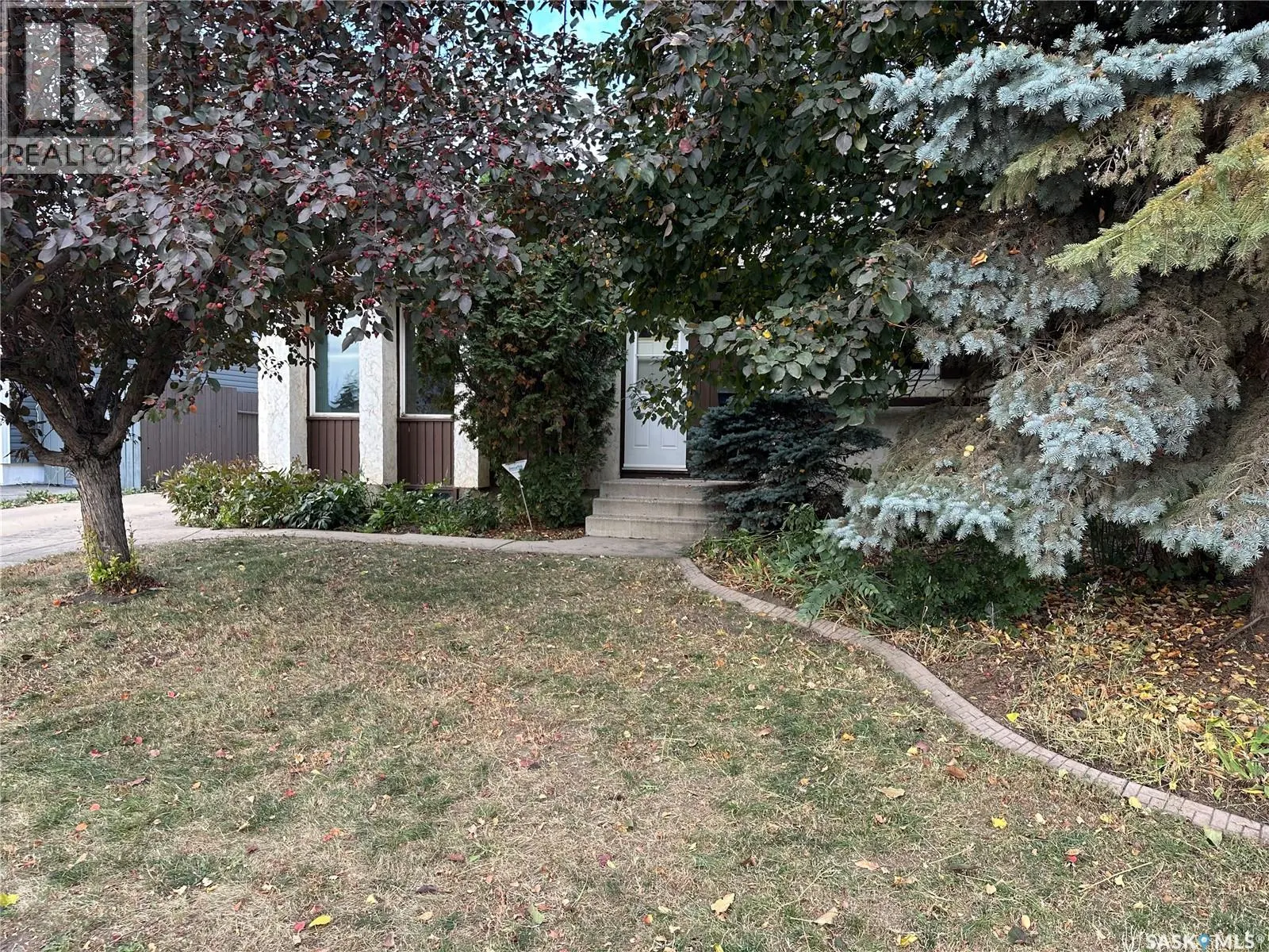 1214 McKercher DRIVE