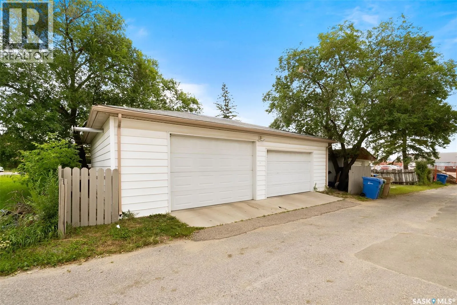 360 Angus STREET