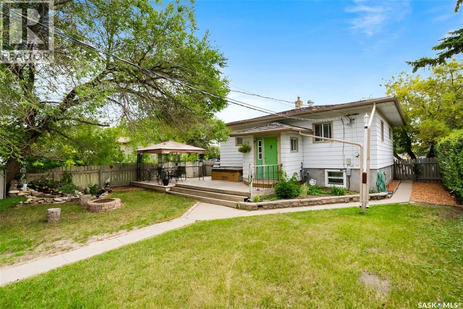 360 Angus STREET