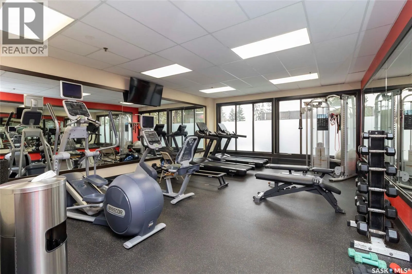 1780 424 Spadina CRESCENT E