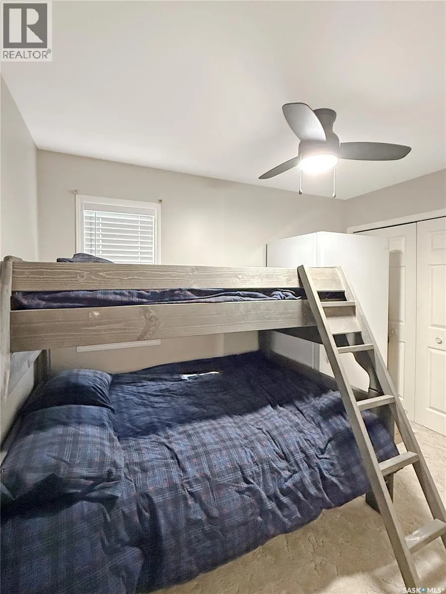 1 Pine DRIVE