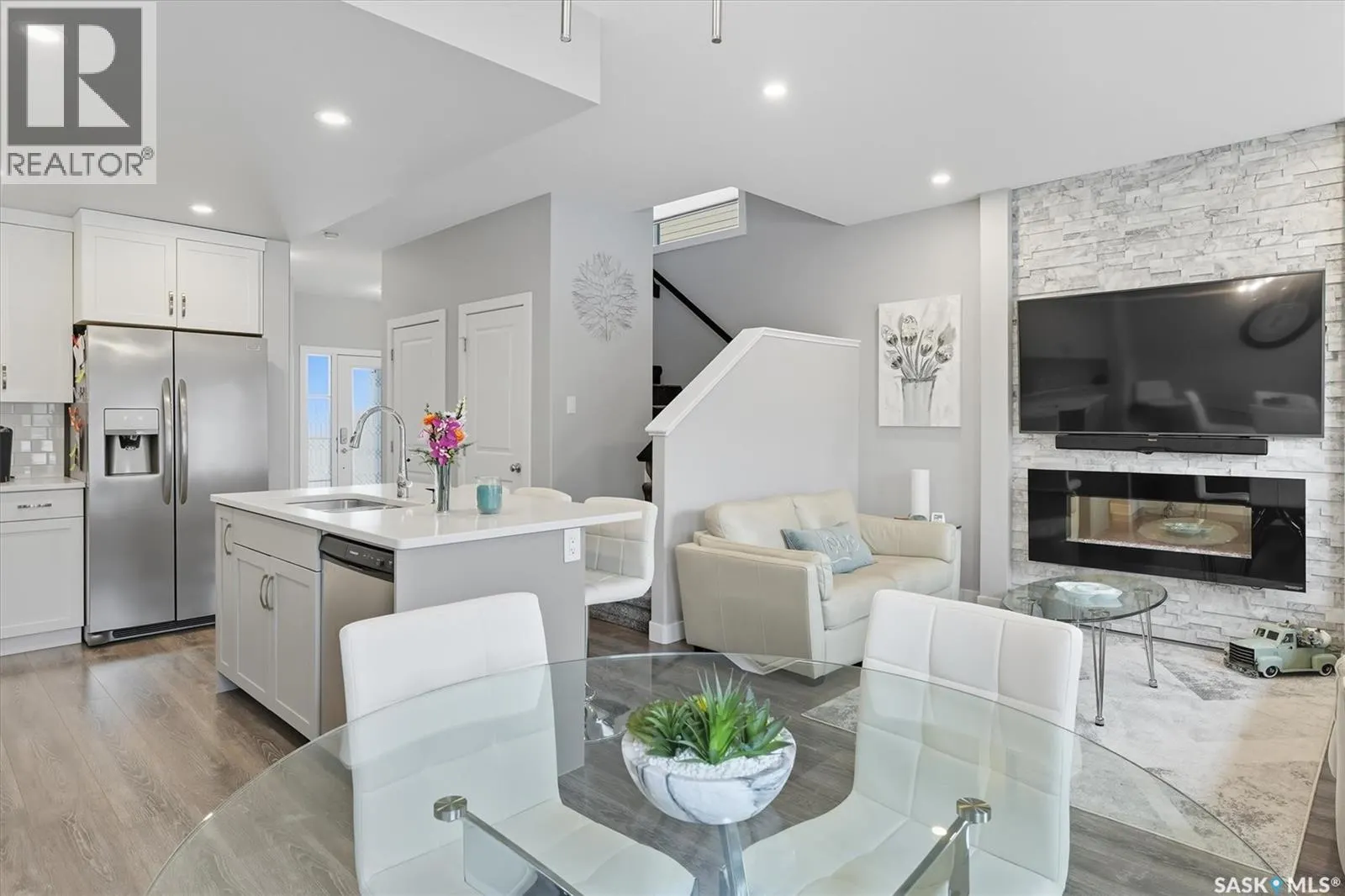 242 Brighton GATE