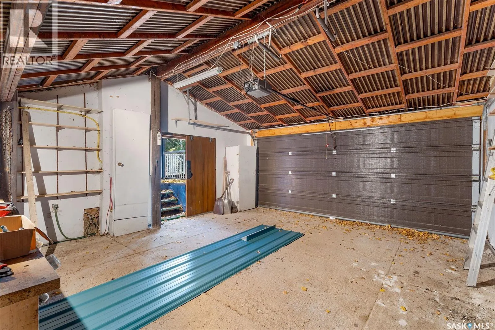 206 Connie PLACE