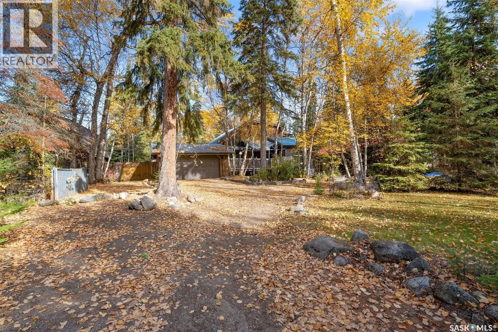206 Connie PLACE