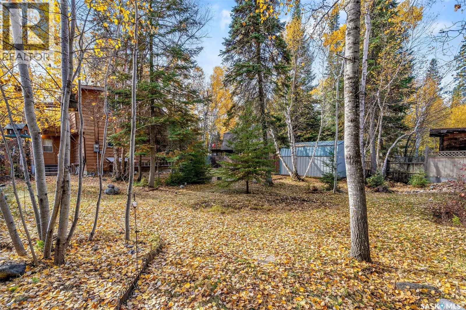 206 Connie PLACE