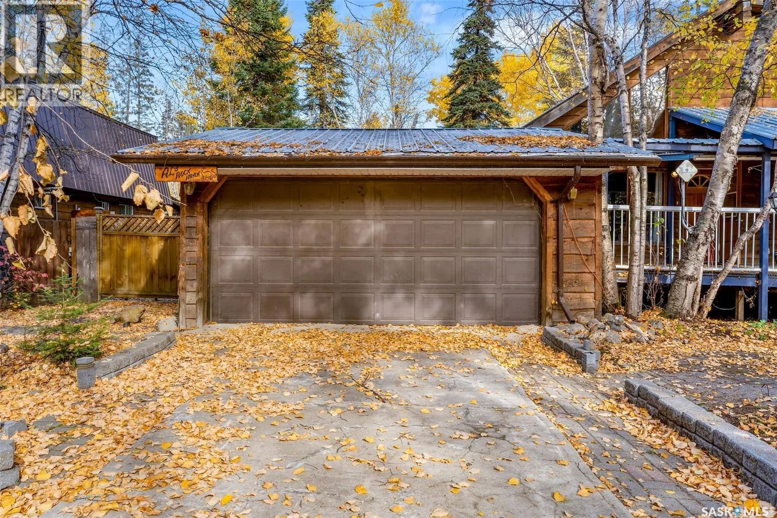 206 Connie PLACE