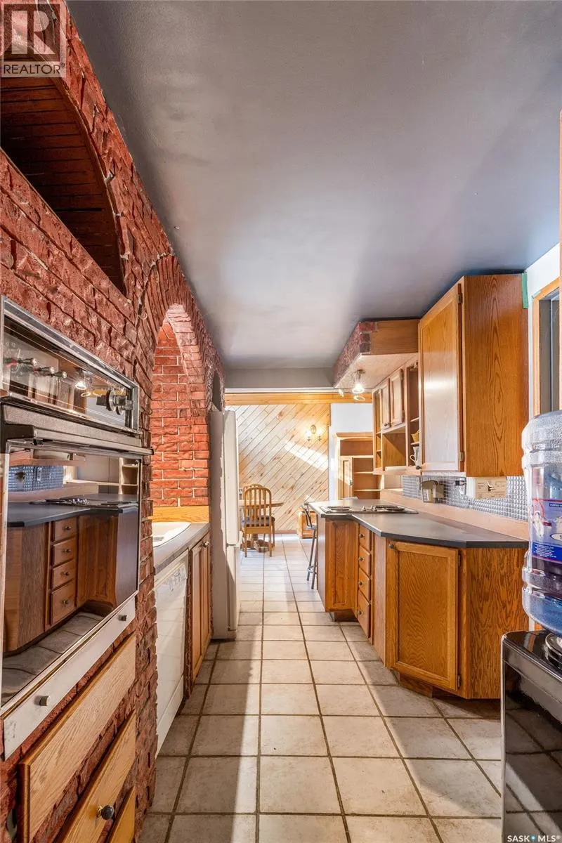 206 Connie PLACE