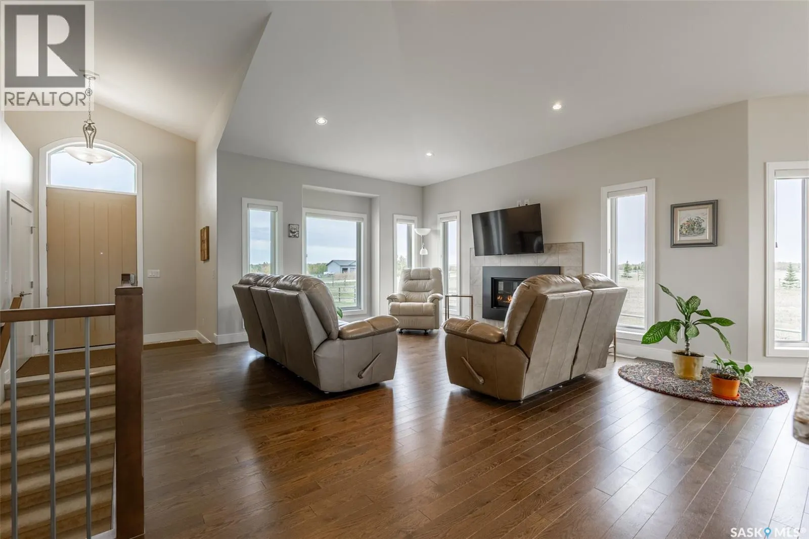 118 Louise CRESCENT