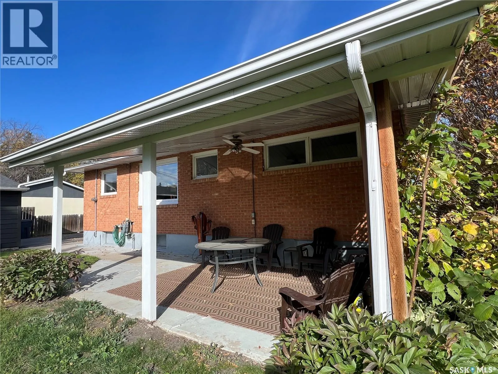 1121 Asquith DRIVE