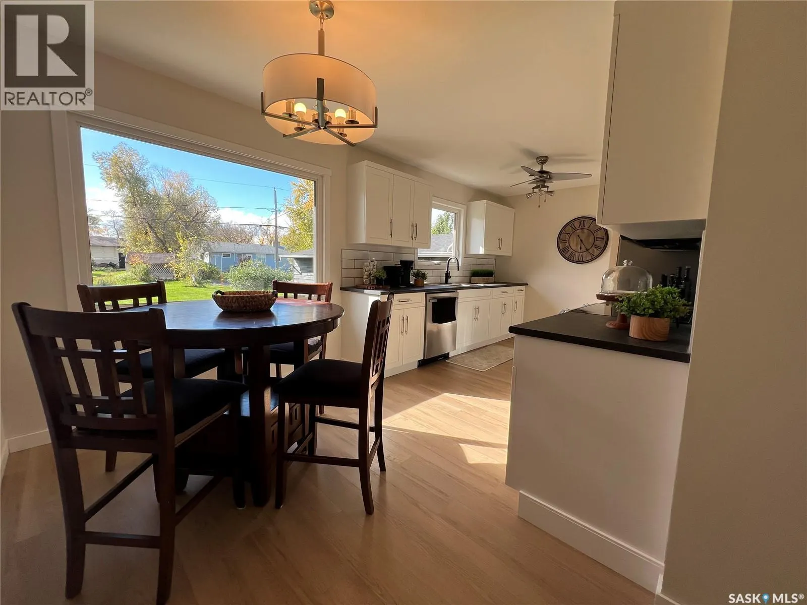 1121 Asquith DRIVE