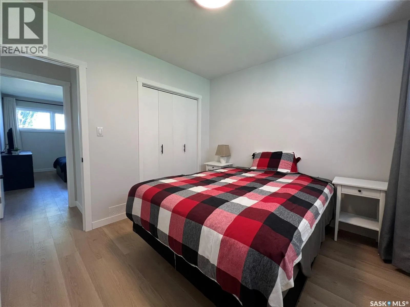 1121 Asquith DRIVE